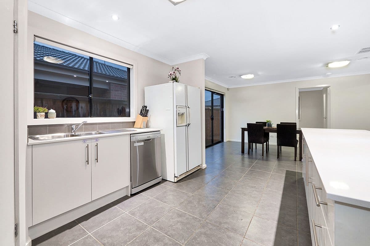 79 Frankland Street, Clyde North VIC 3978, Clyde North - Thumbnail 5