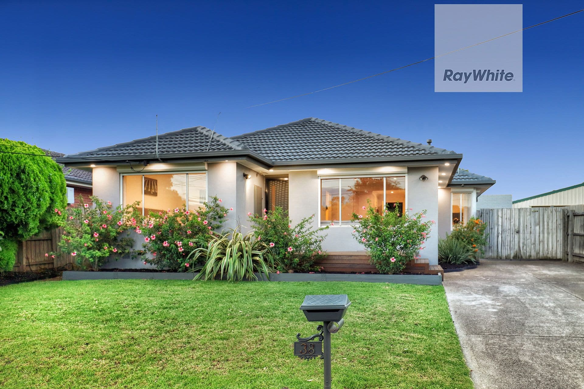38 Catherine Avenue, Tullamarine VIC 3043, Tullamarine - Image 1