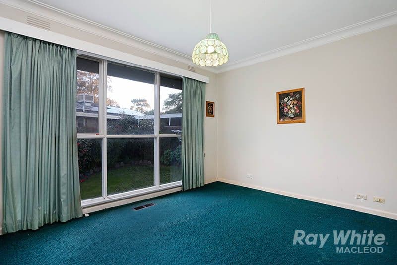 204 Mountain View Parade, ROSANNA VIC 3084, Rosanna - Thumbnail 4