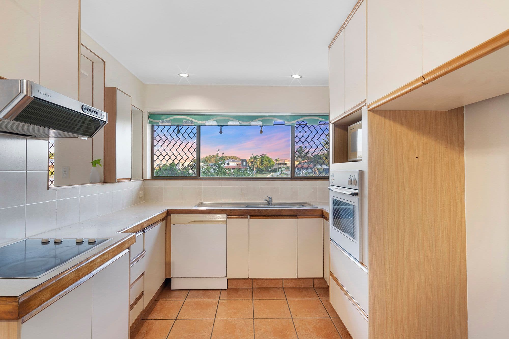 23 Tequila Court, Mermaid Waters QLD 4218, Mermaid Waters - Thumbnail 3