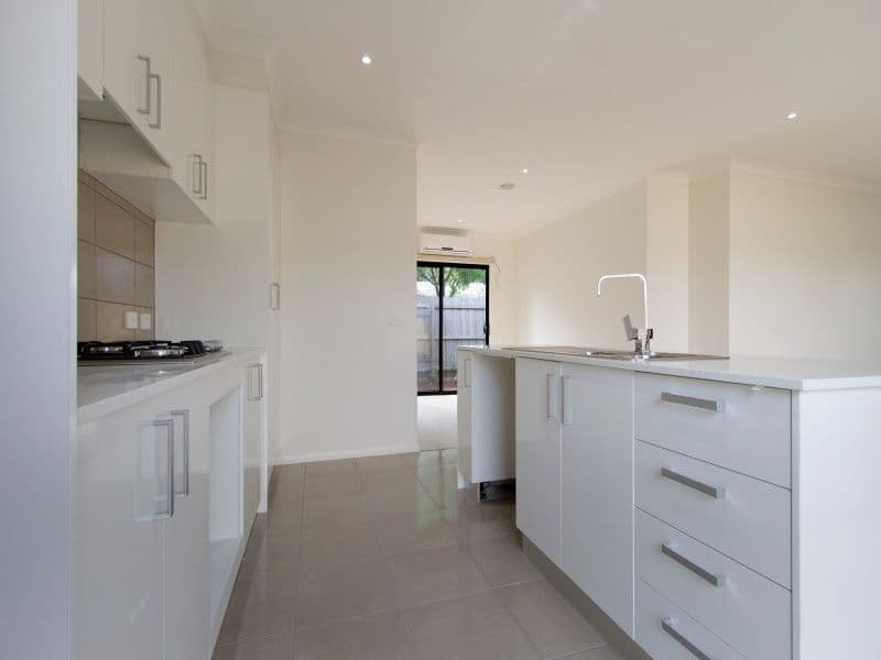 31a Corey Avenue, DROMANA VIC 3936, Dromana - Thumbnail 2