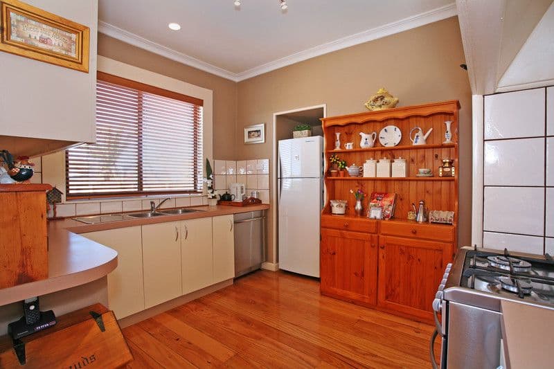 13 Allitt Avenue, BELMONT VIC 3216, Belmont - Thumbnail 5