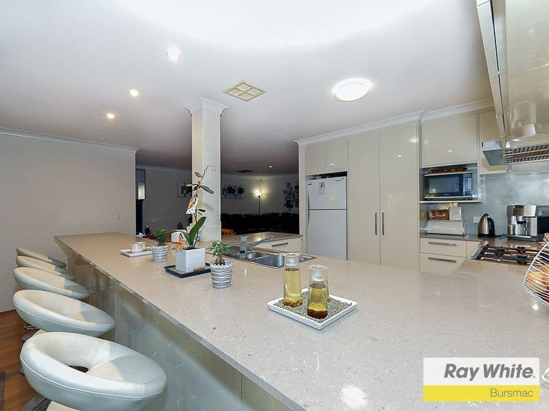 44 Rosella Circle, Ballajura WA 6066, Ballajura - Thumbnail 5
