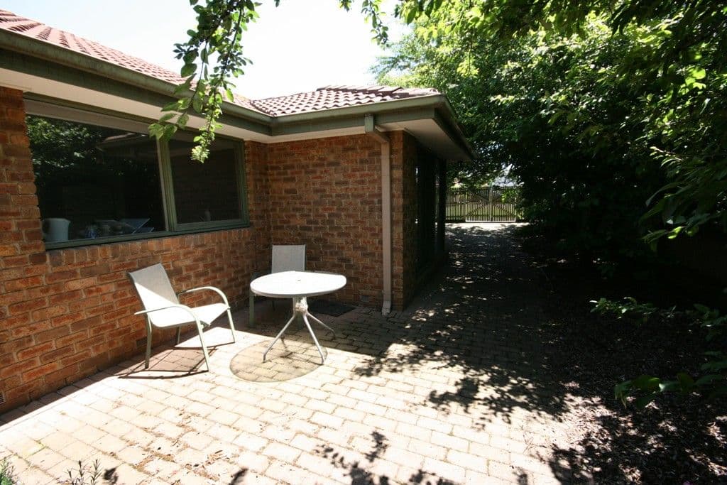 6 Perry Court, ROXBURGH PARK VIC 3064, Roxburgh Park - Thumbnail 8