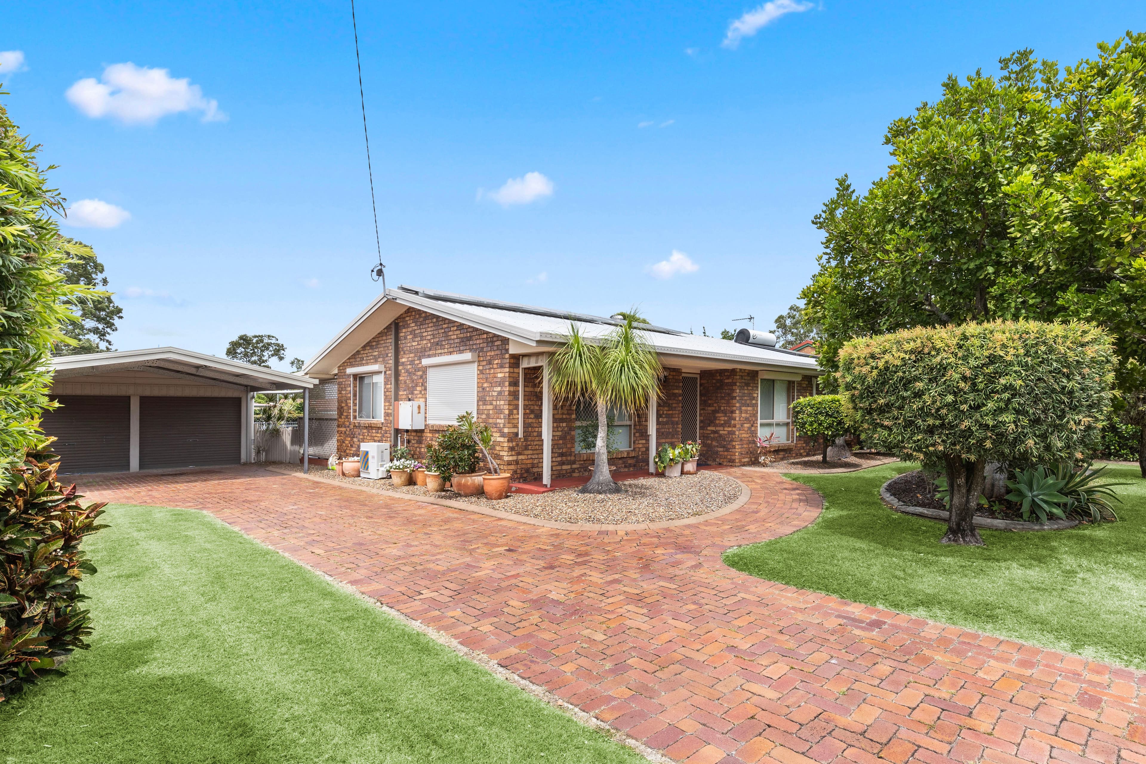 5 Harselaar Drive, Point Vernon QLD 4655, Point Vernon - Image 1
