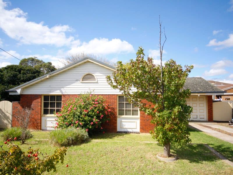 141 South Valley Road, HIGHTON VIC 3216, Highton - Thumbnail 4