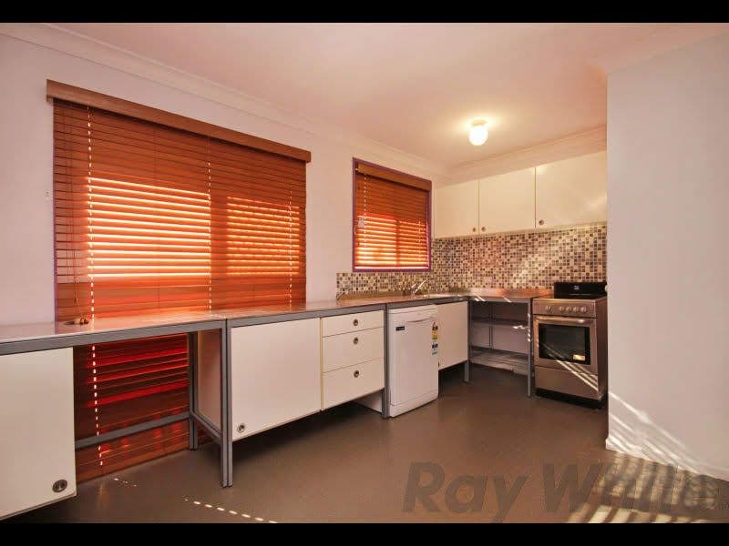 5 Ross Street, Ebbw Vale QLD 4304, Ebbw Vale - Thumbnail 3
