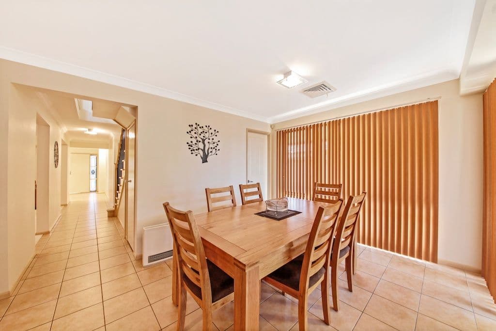 84 Carmichael Drive, WEST HOXTON NSW 2171, West Hoxton - Thumbnail 4