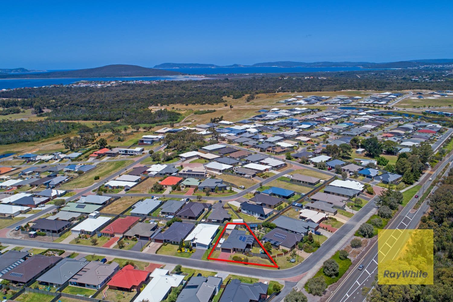 33 Waters Road, Bayonet Head WA 6330, Bayonet Head - Thumbnail 2