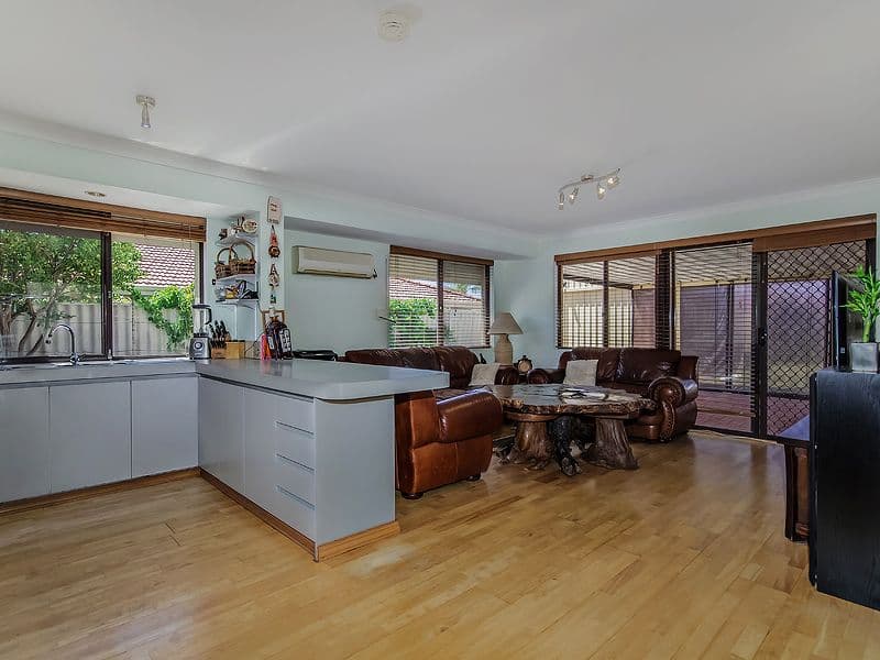 7 Mackay Place, COOLOONGUP WA 6168, Cooloongup - Thumbnail 4
