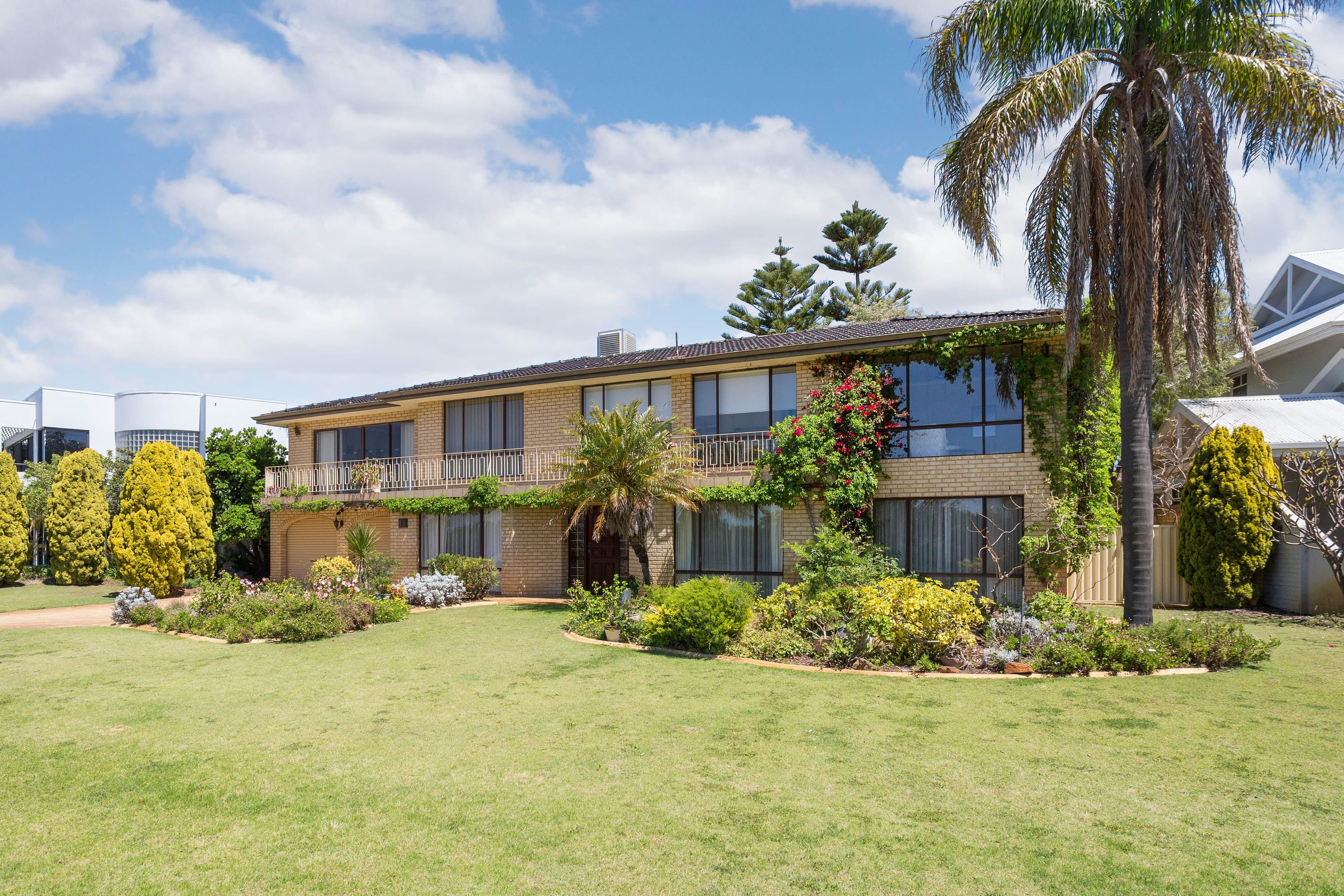11 Fairview Gardens, Waterford WA 6152, Waterford - Image 1