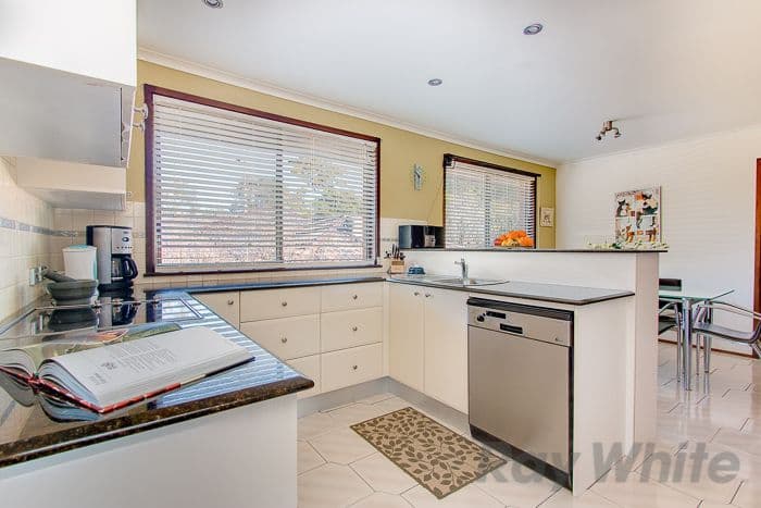 14 Goola Avenue, Kahibah NSW 2290, Kahibah - Thumbnail 7