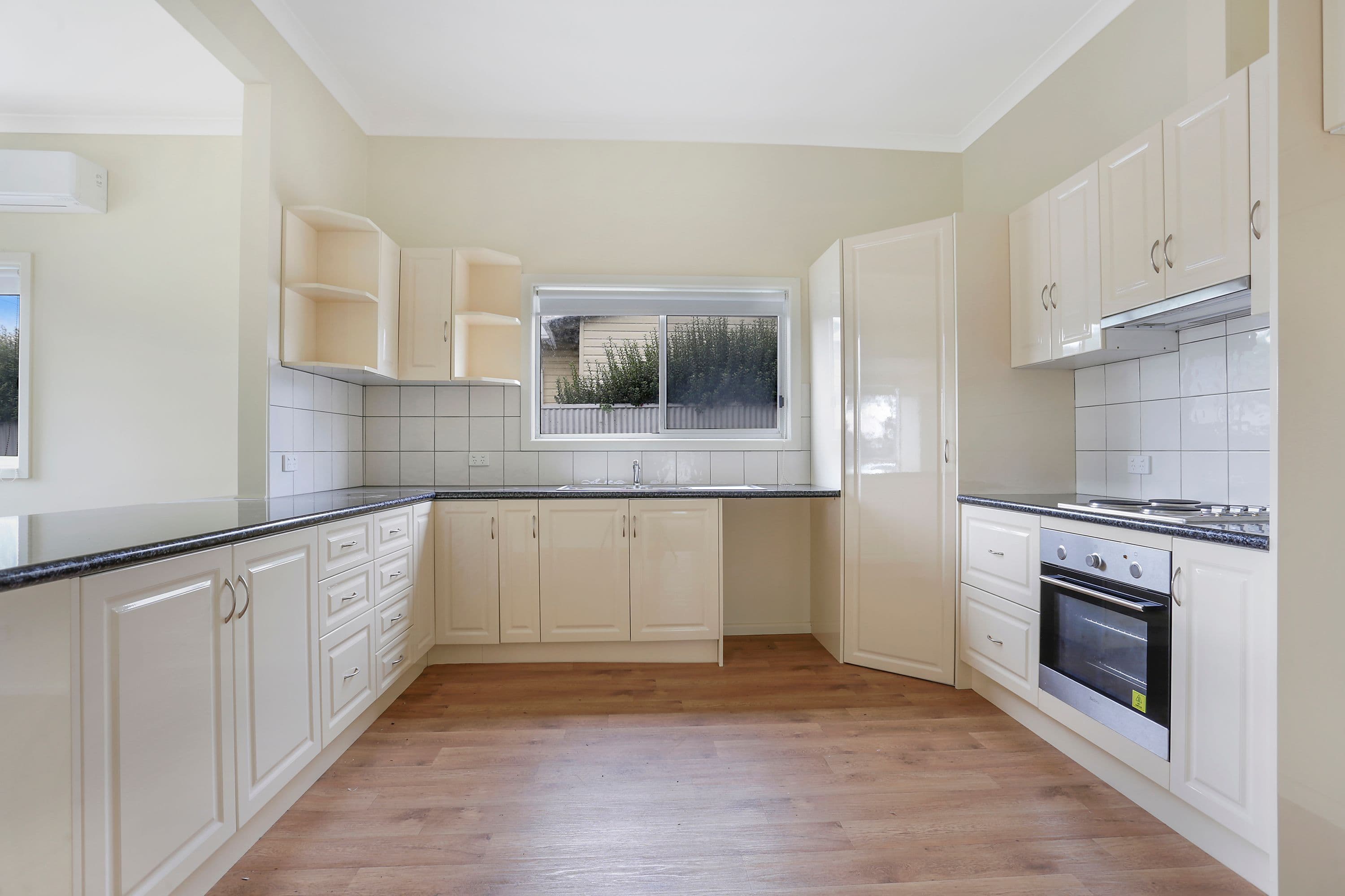 7 Hamilton Street, Timboon VIC 3268, Timboon - Thumbnail 3