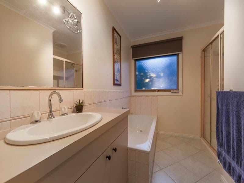 128 Kars Street, FRANKSTON SOUTH VIC 3199, Frankston South - Thumbnail 6