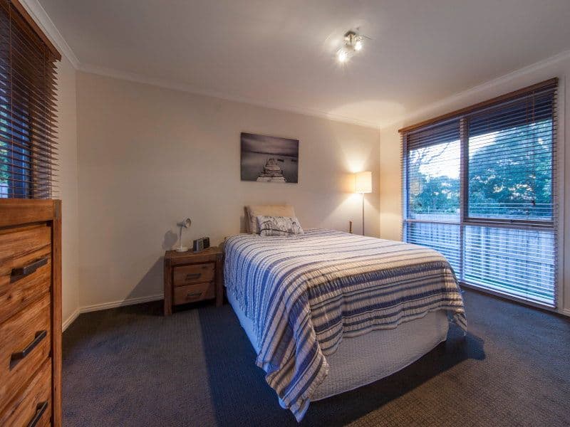 128 Kars Street, FRANKSTON SOUTH VIC 3199, Frankston South - Thumbnail 7