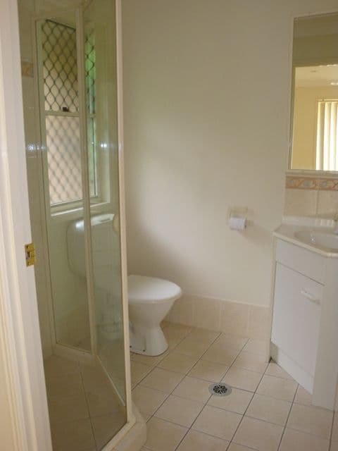 9 Pinehurst Place, OXLEY QLD 4075, Oxley - Thumbnail 5