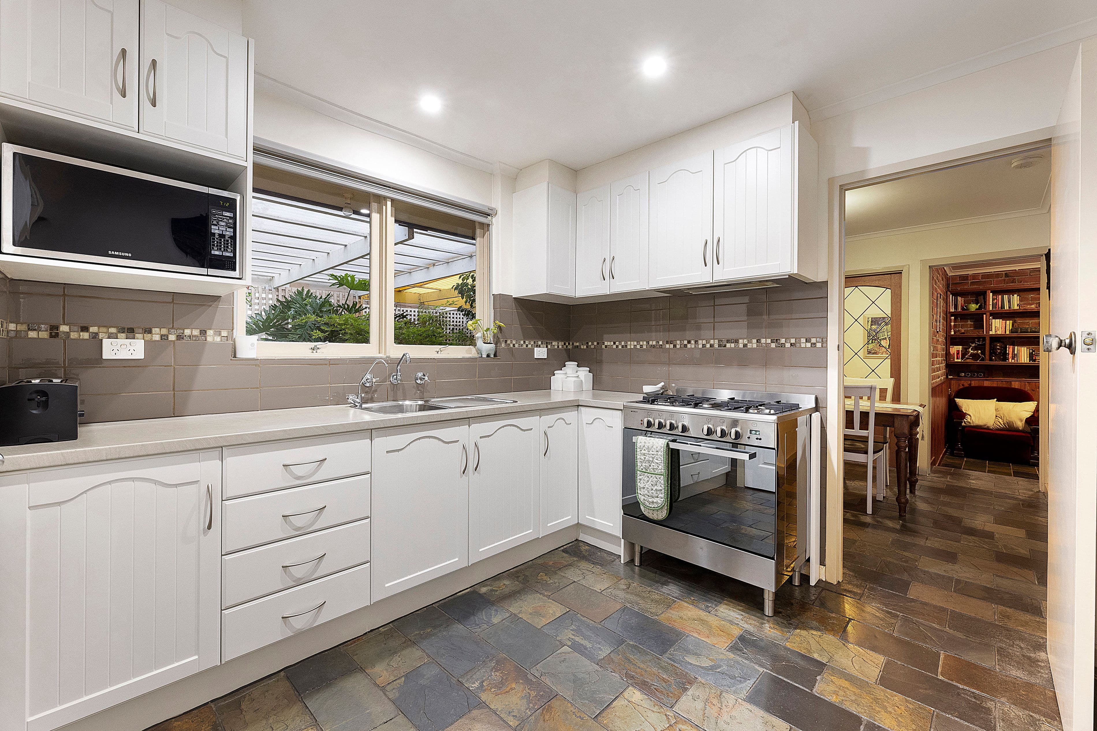 34 Bowen Road, Tea Tree Gully SA 5091, Tea Tree Gully - Thumbnail 2