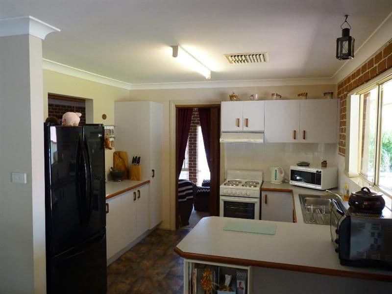 8 Lesley Place, DUBBO NSW 2830, Dubbo - Thumbnail 6