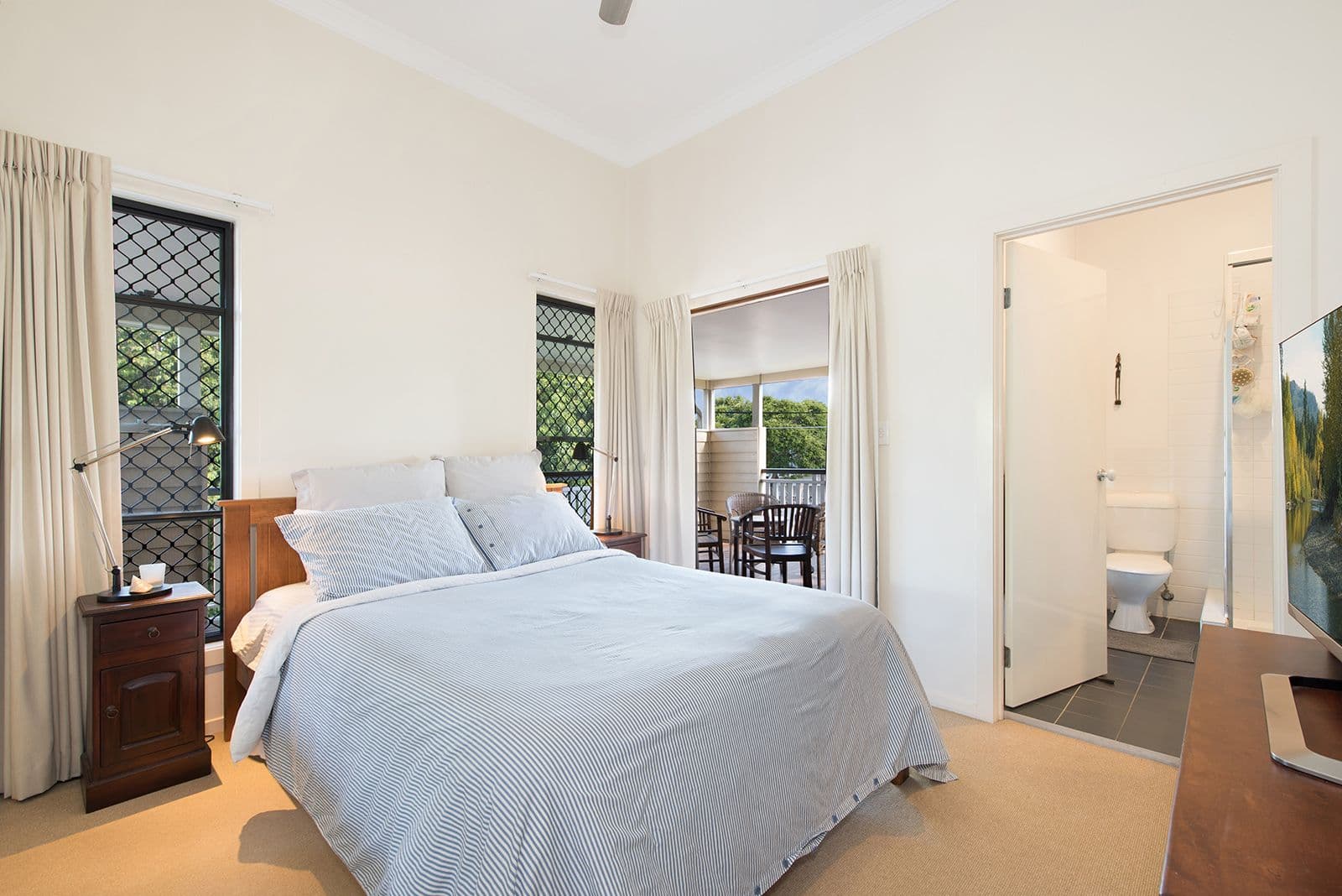 9 Windsor Street, Hamilton QLD 4007, Hamilton - Thumbnail 5