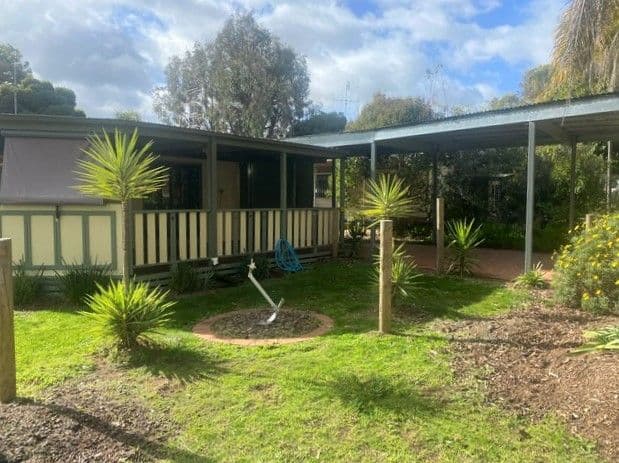 16 Quicks Road, Tocumwal NSW 2714, Tocumwal - Thumbnail 2