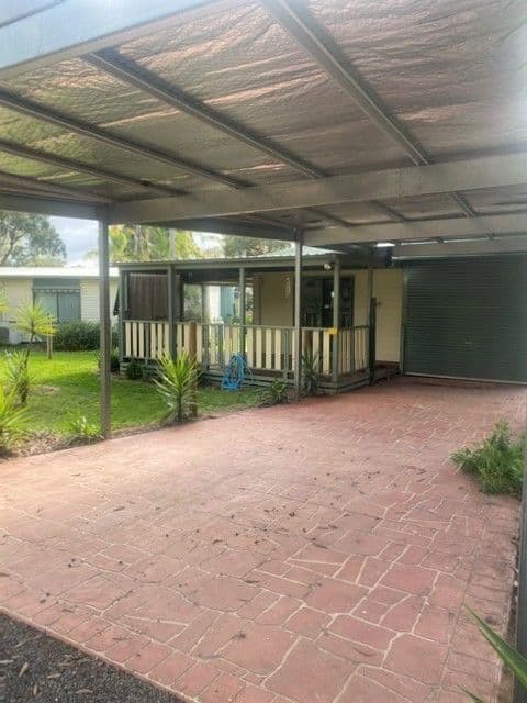 16 Quicks Road, Tocumwal NSW 2714, Tocumwal - Thumbnail 3