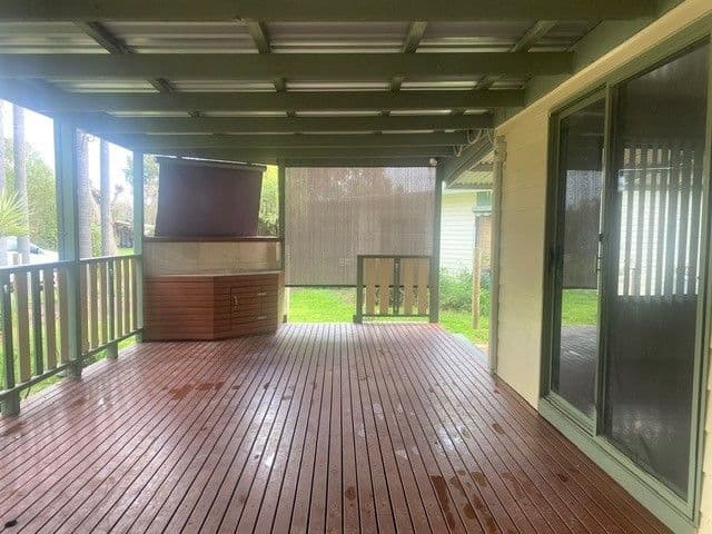 16 Quicks Road, Tocumwal NSW 2714, Tocumwal - Thumbnail 4