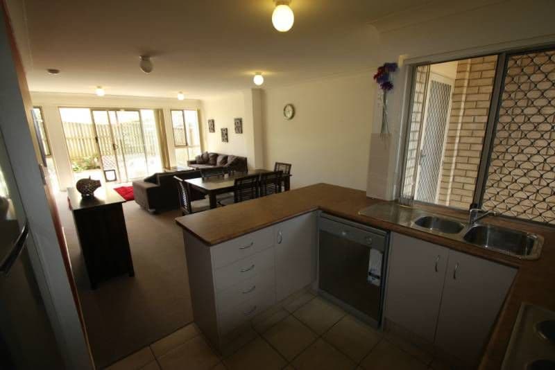 12 Collins St, "Manden Court", BRASSALL QLD 4305, Brassall - Thumbnail 3