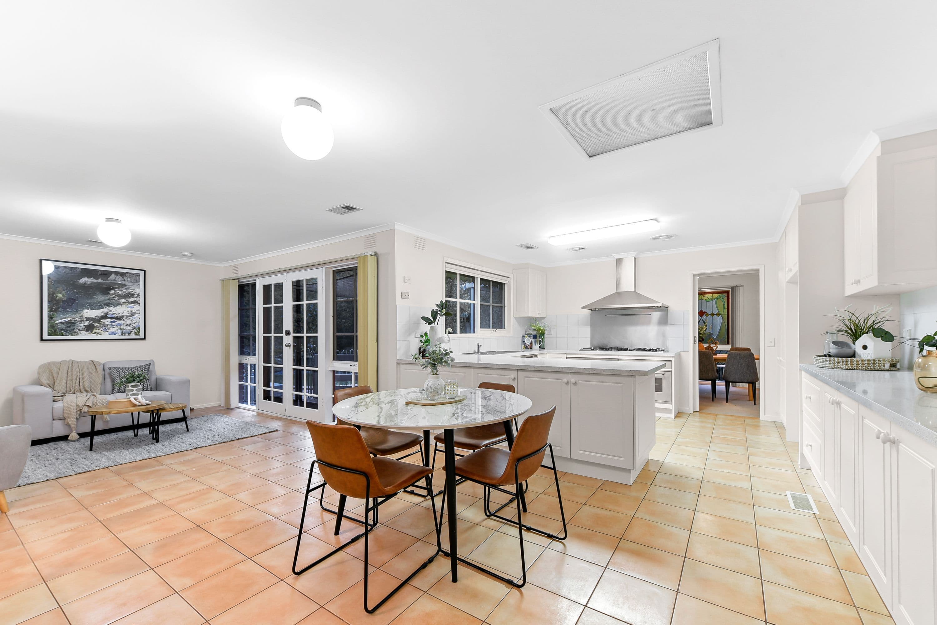 14 Yalita Road, Vermont South VIC 3133, Vermont South - Thumbnail 5