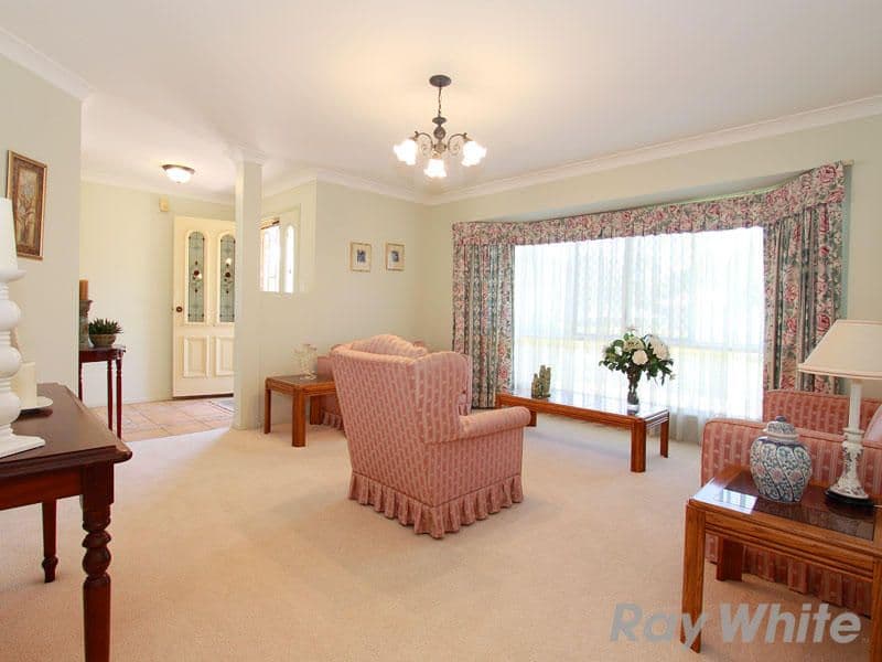 18 Glenvillan Place, BRIDGEMAN DOWNS QLD 4035, Bridgeman Downs - Thumbnail 3