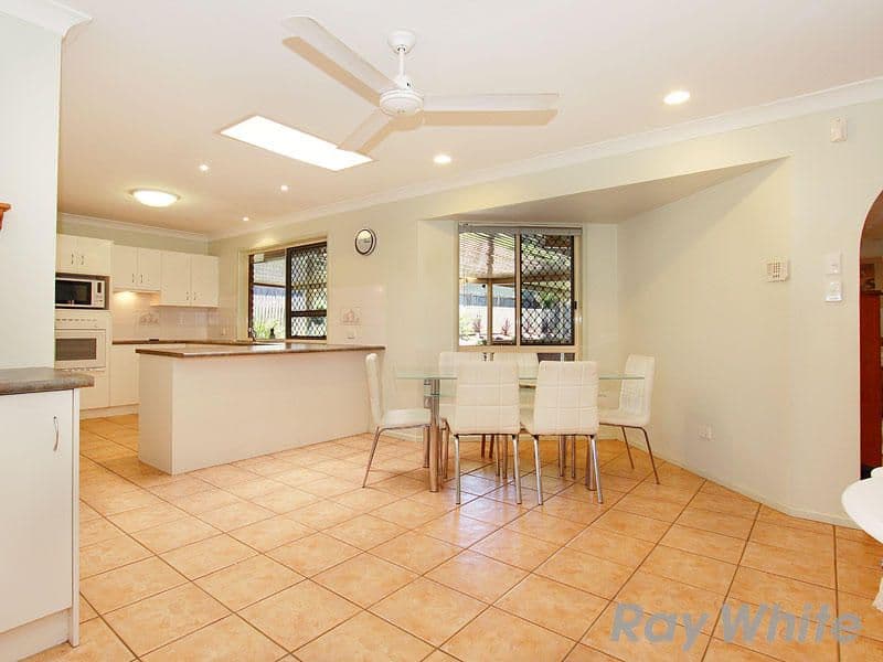 18 Glenvillan Place, BRIDGEMAN DOWNS QLD 4035, Bridgeman Downs - Thumbnail 7
