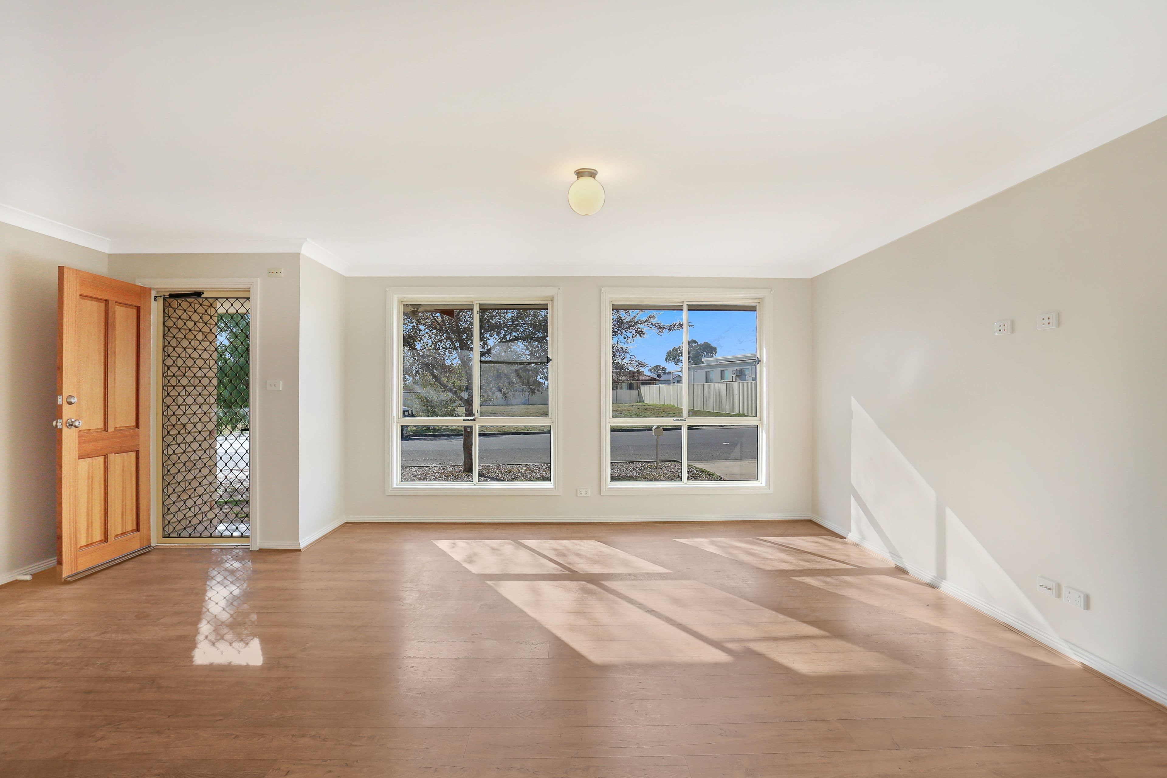 46 Kenny Drive, Tamworth NSW 2340, Tamworth - Thumbnail 2