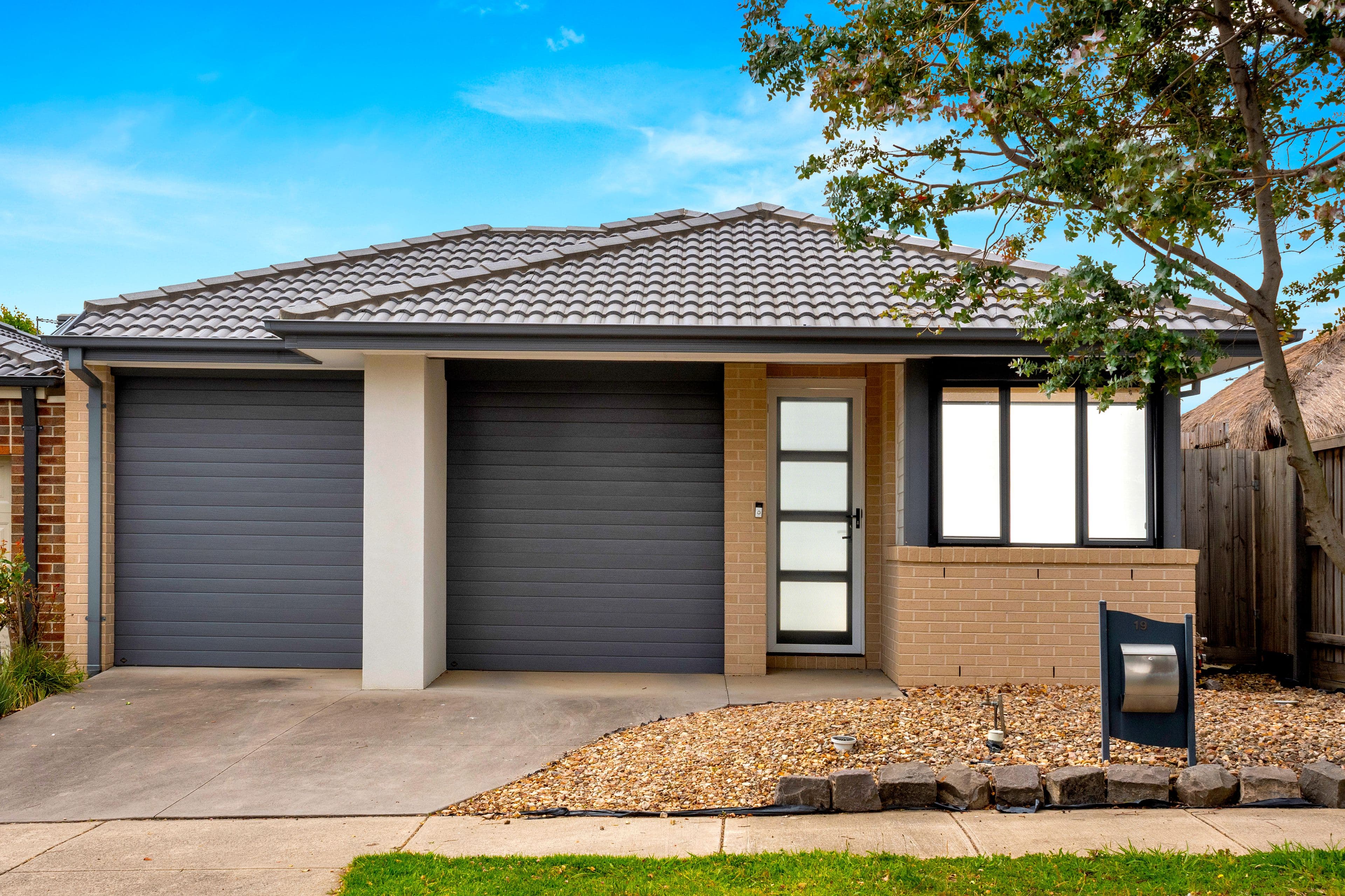 19 Coe Street, Mernda VIC 3754, Mernda - Image 1