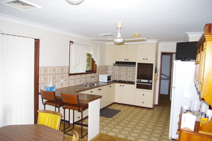 6 Bukkulla Street, ASHFORD NSW 2361, Ashford - Thumbnail 5