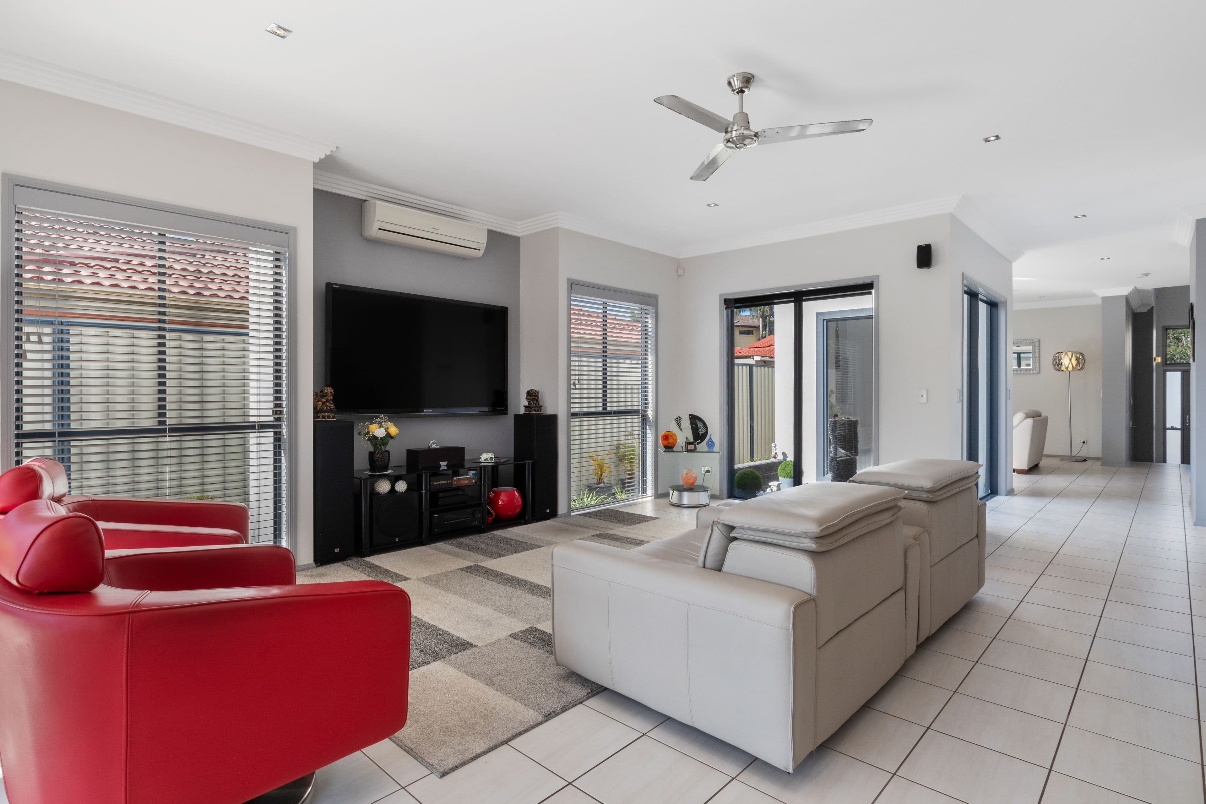 60 Bayview Street, Runaway Bay QLD 4216, Runaway Bay - Thumbnail 8