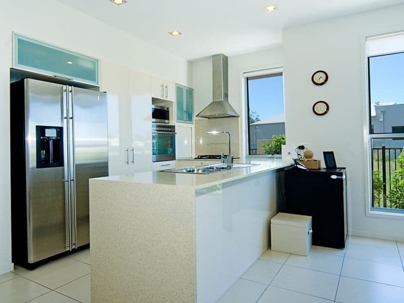 51 Compass Drive, BIGGERA WATERS QLD 4216, Biggera Waters - Thumbnail 4