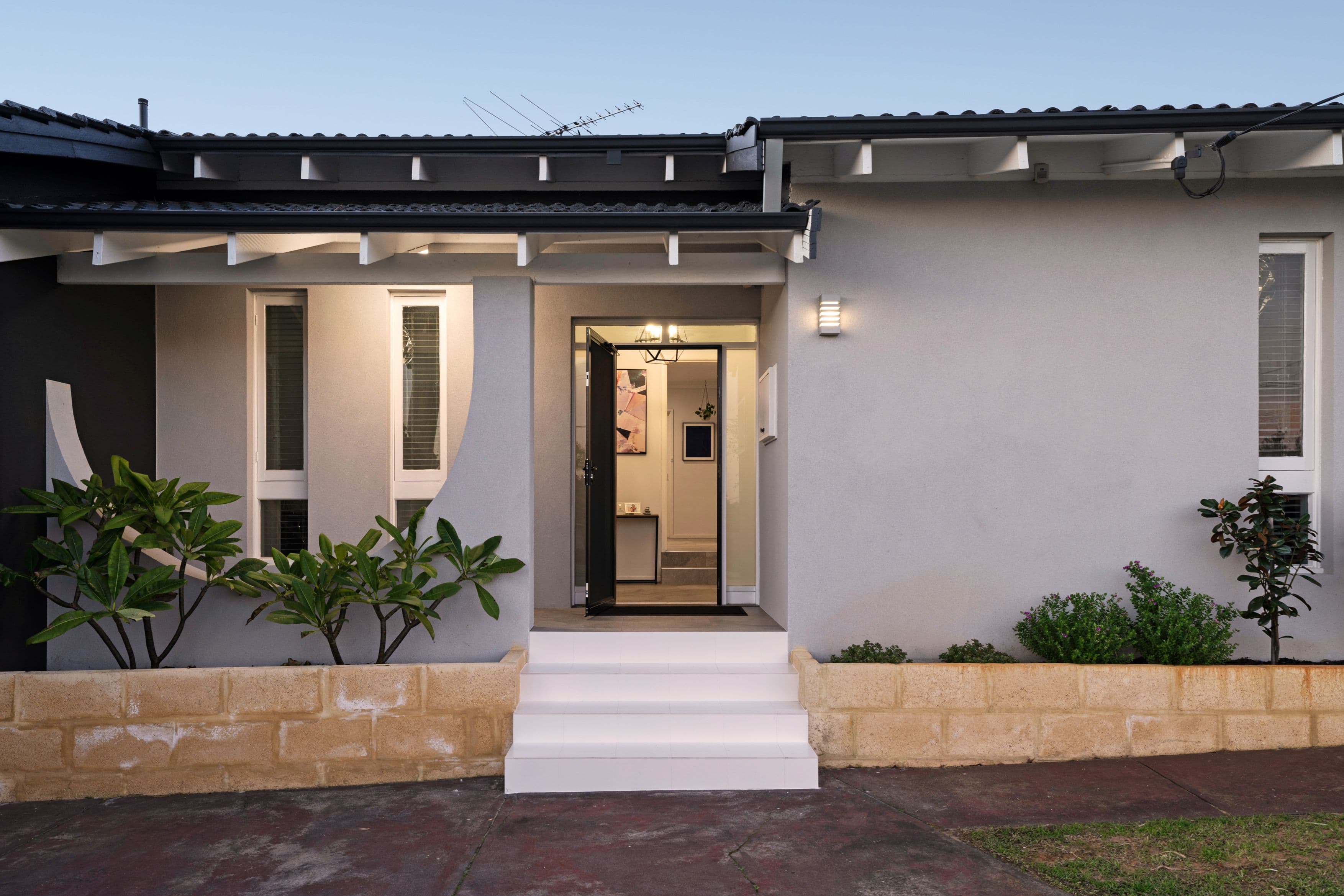 4 Alderhurst Crescent, Bayswater WA 6053, Bayswater - Thumbnail 2