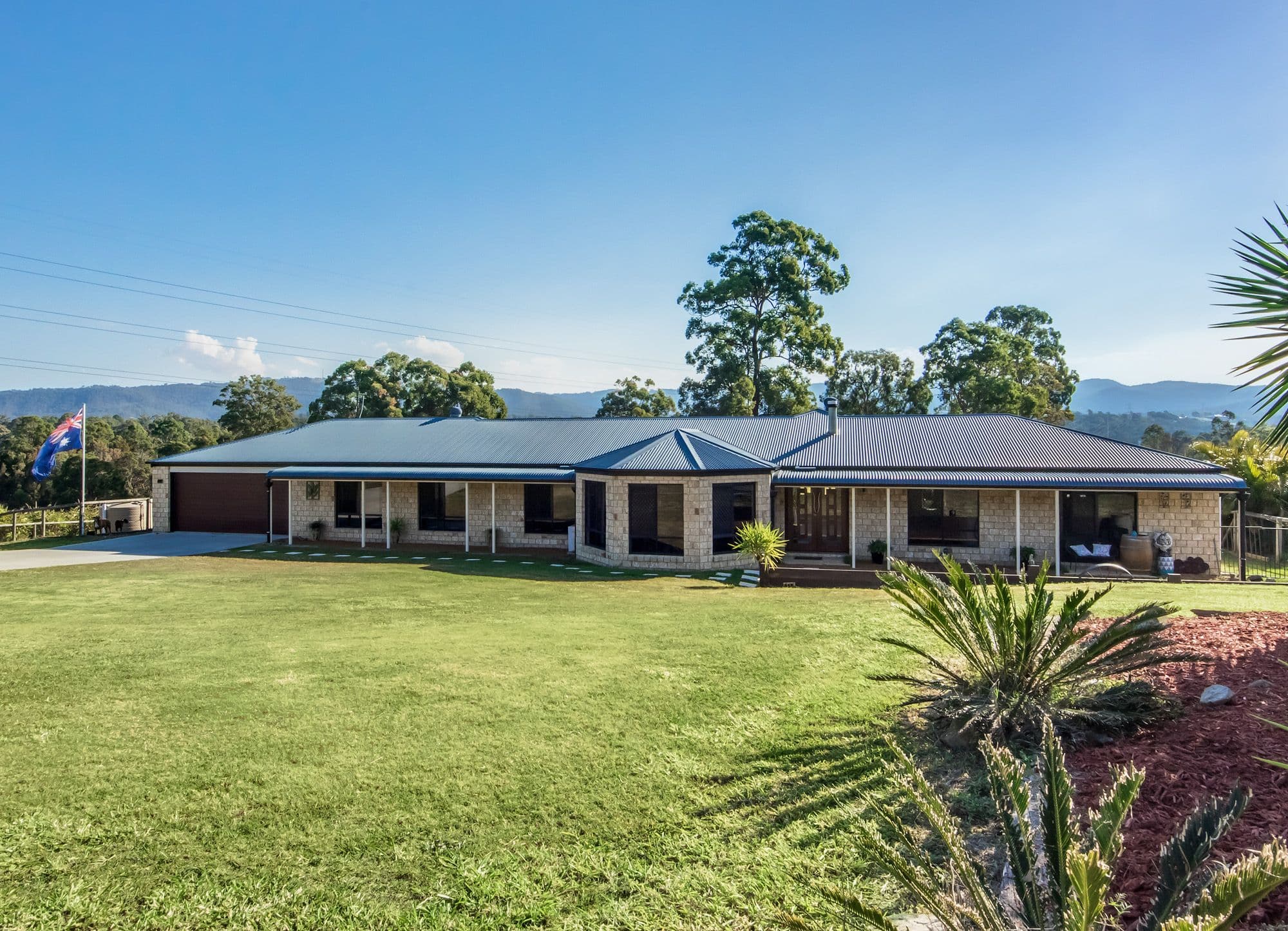 34 Ginger Rogers Road, Maudsland QLD 4210, Maudsland - Thumbnail 2