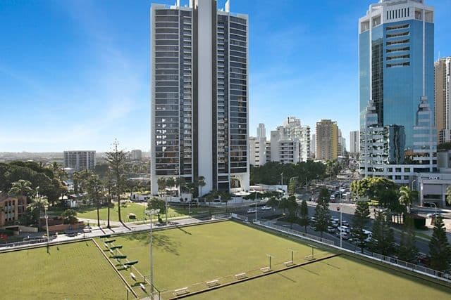 802 'Surfers Plaza Resort' 70 Remembrance Drive, SURFERS PARADISE QLD 4217, Surfers Paradise - Thumbnail 2
