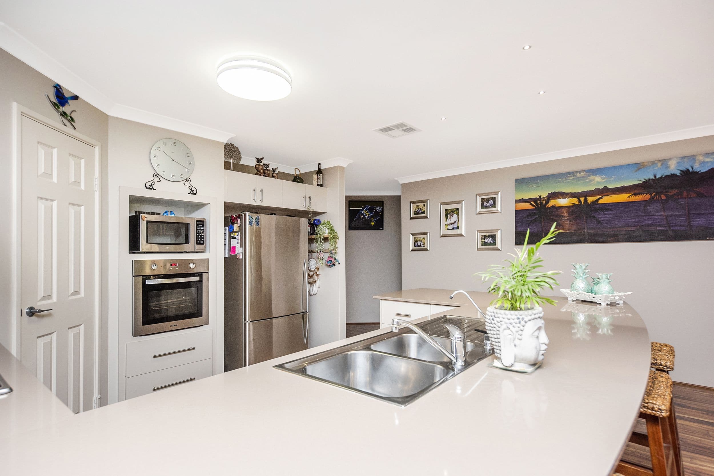 8 Searchers Crescent, Baldivis WA 6171, Baldivis - Thumbnail 2