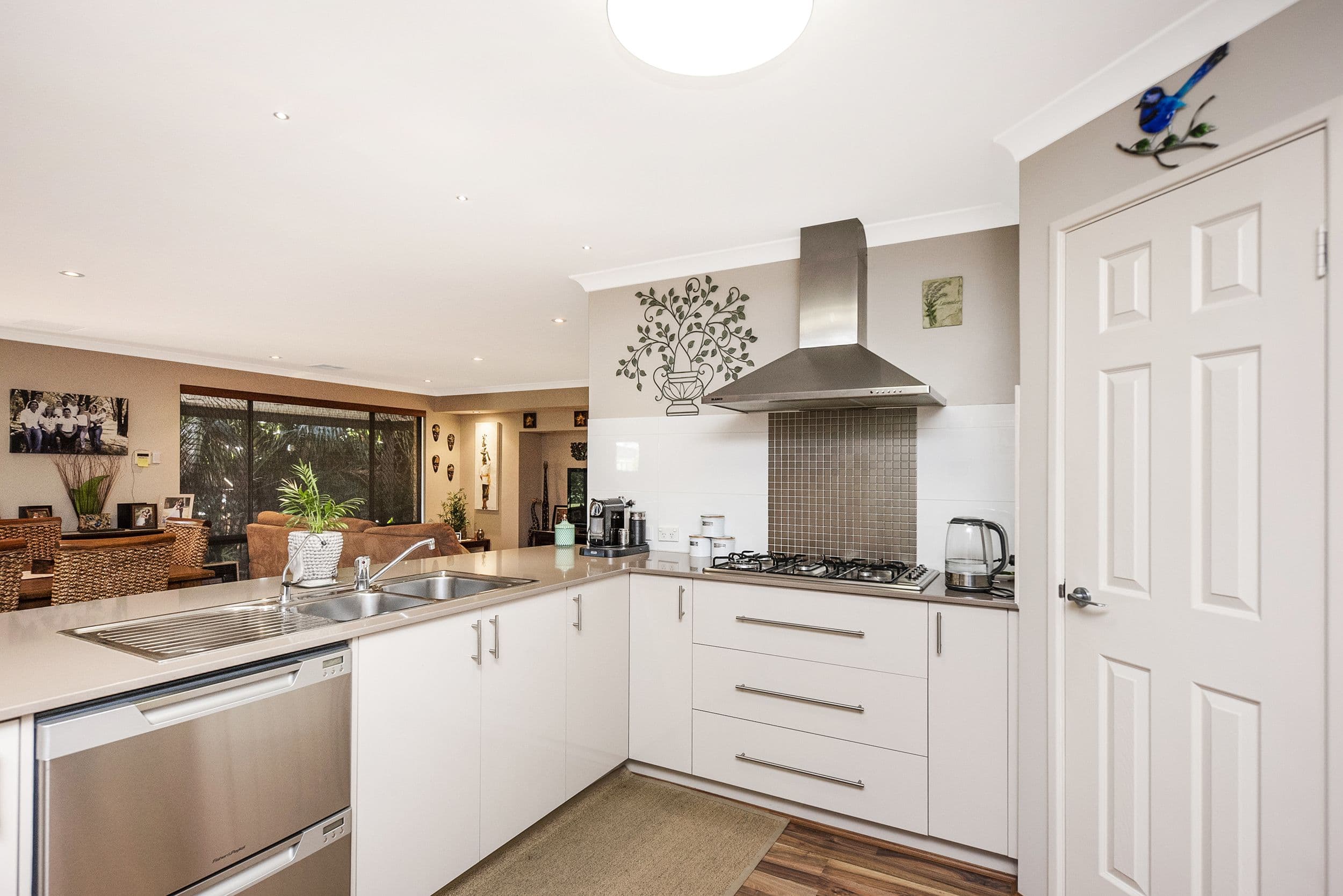 8 Searchers Crescent, Baldivis WA 6171, Baldivis - Thumbnail 7