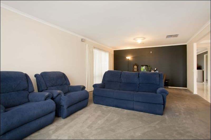 2-4 McCubbin Court, CORIO VIC 3214, Corio - Thumbnail 5
