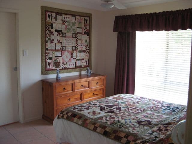 4 Horizon Place, REDLAND BAY QLD 4165, Redland Bay - Thumbnail 2