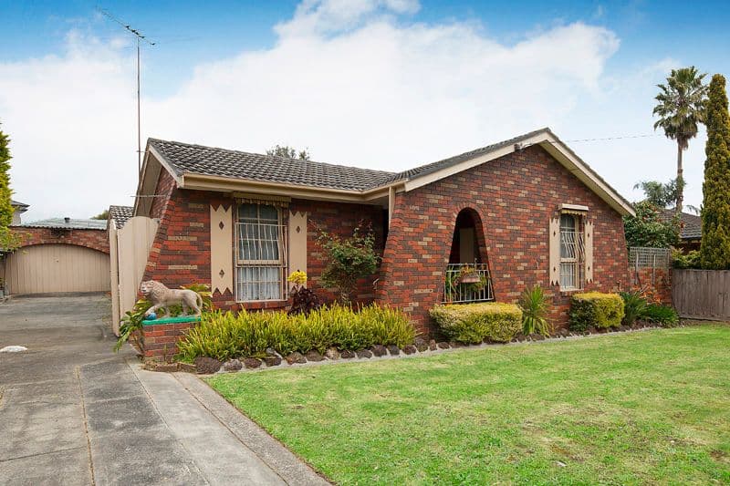 28 Phoenix Drive, WHEELERS HILL VIC 3150, Wheelers Hill - Image 1