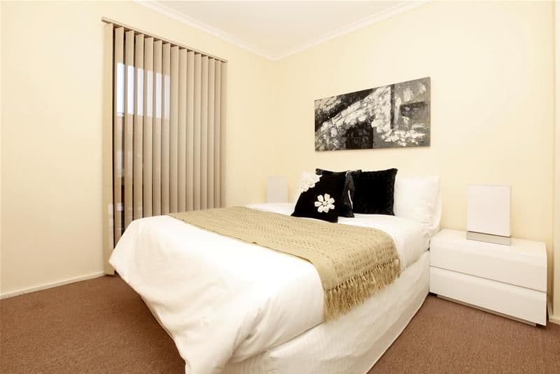 35 Windsor Crescent, BUNDOORA VIC 3083, Bundoora - Thumbnail 4