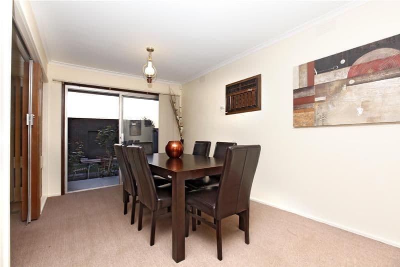 35 Windsor Crescent, BUNDOORA VIC 3083, Bundoora - Thumbnail 6