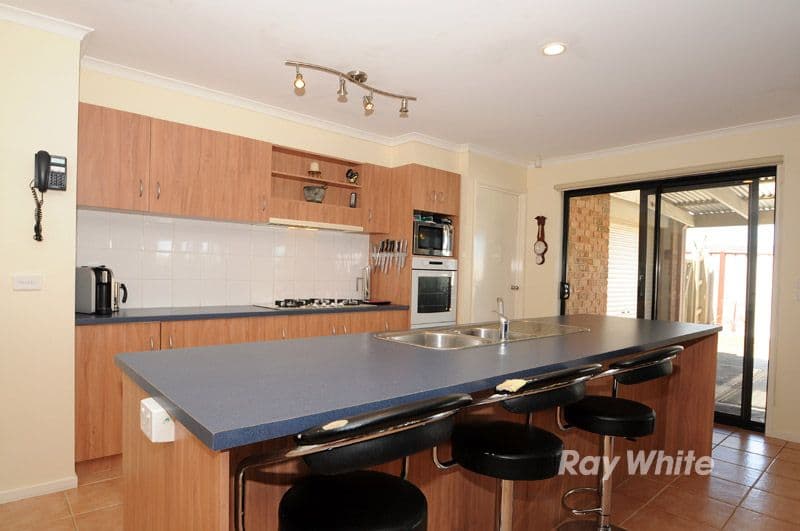 3 Avocet Close, BLIND BIGHT VIC 3980, Blind Bight - Thumbnail 2