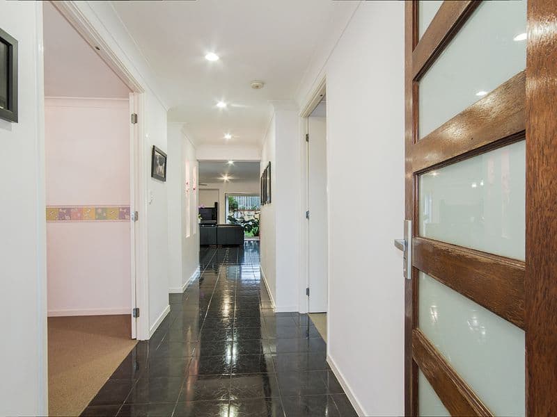 61 Rushcutter Avenue, Oxenford QLD 4210, Oxenford - Thumbnail 5