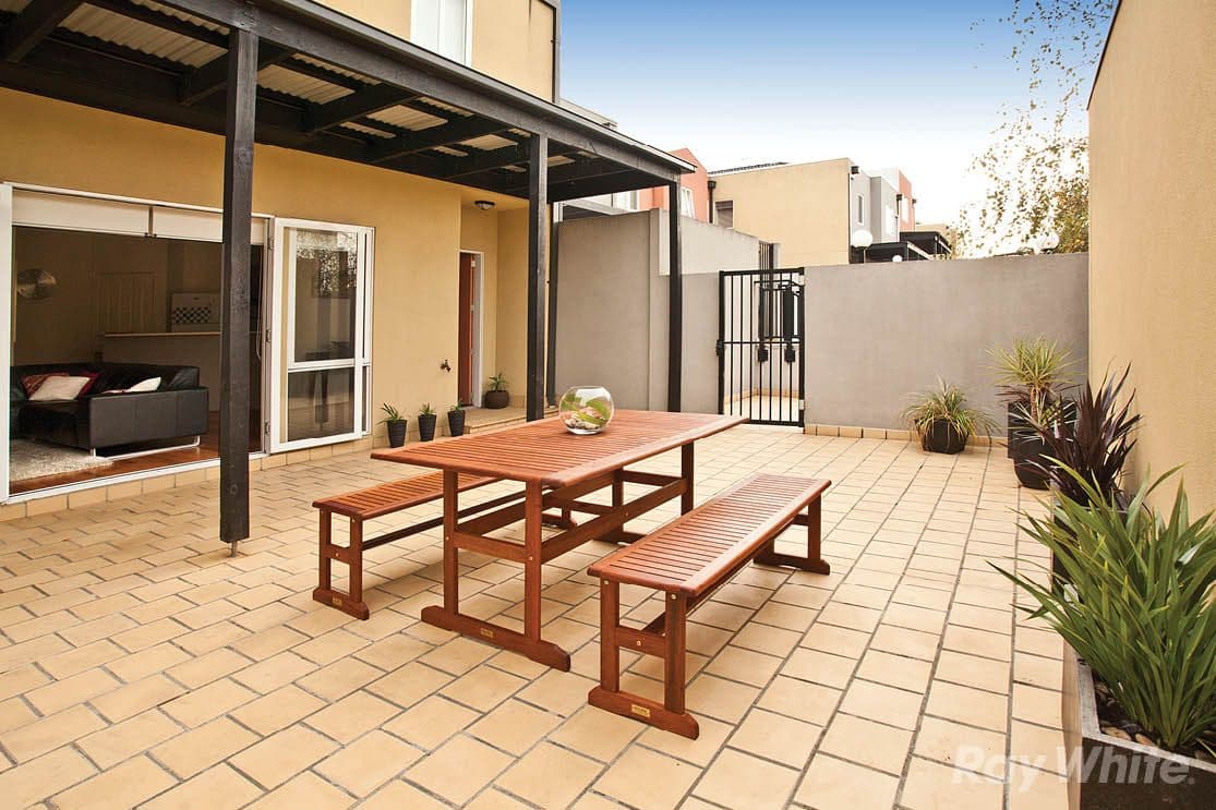 22 Tulloch Grove, GLEN WAVERLEY VIC 3150, Glen Waverley - Image 1