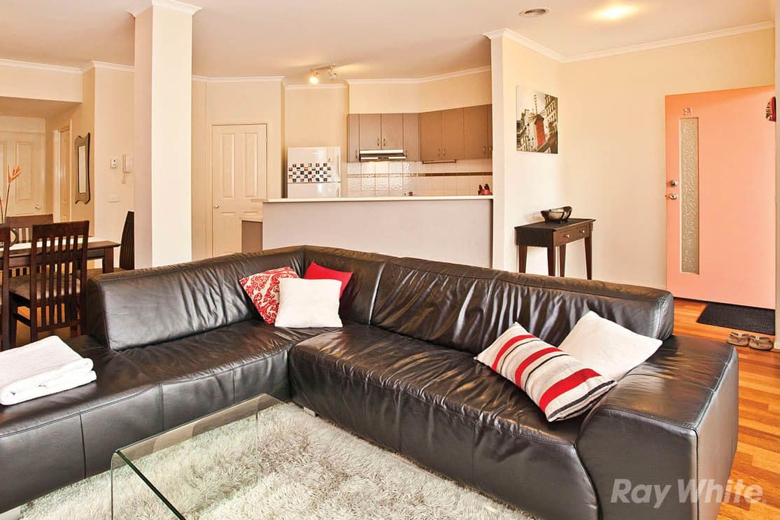 22 Tulloch Grove, GLEN WAVERLEY VIC 3150, Glen Waverley - Thumbnail 4
