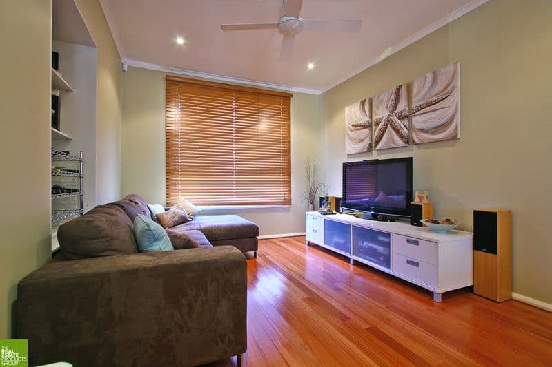 36 Graham Street, UNANDERRA NSW 2526, Unanderra - Thumbnail 8
